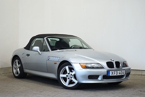 BMW Z3 2 of 5