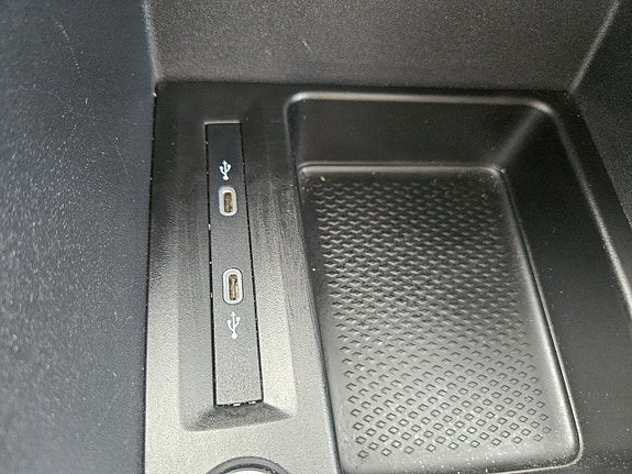 Volkswagen Caddy 22 of 26