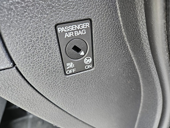 Volkswagen Caddy 24 of 26