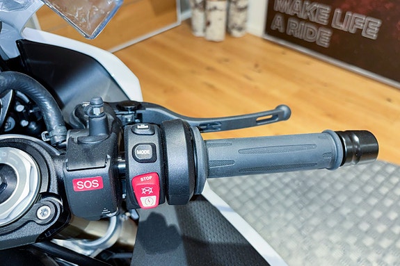 BMW S 1000 RR |Demokampanj|SPARA 35.495:-|M Package|SE SPEC & BILDER| 11 of 11