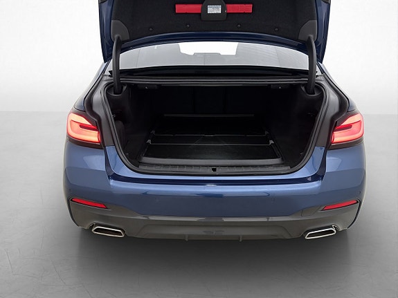 BMW 545e 9 of 30
