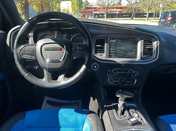 Dodge Charger 15 of 19