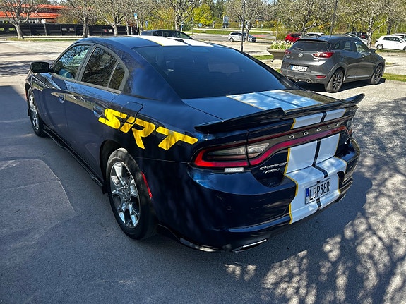 Dodge Charger 3 of 5