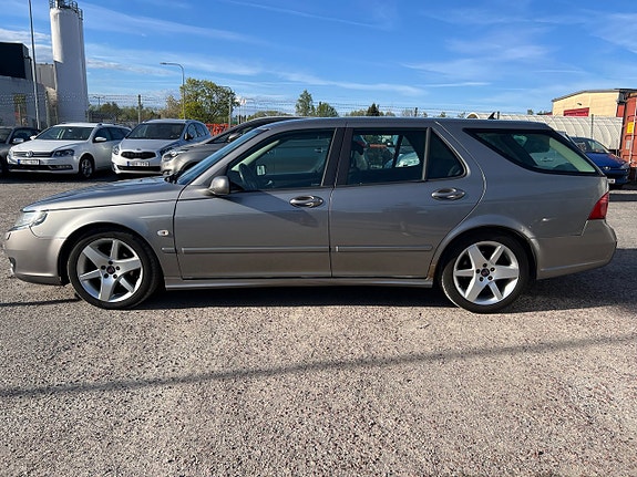 Saab 9-5 8 of 14