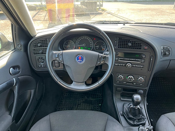 Saab 9-5 6 of 14