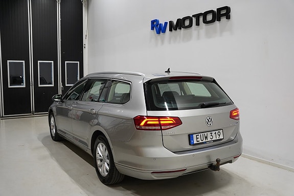 Volkswagen Passat 4 of 5