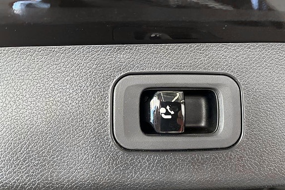 Mercedes-Benz E300 de 16 of 24
