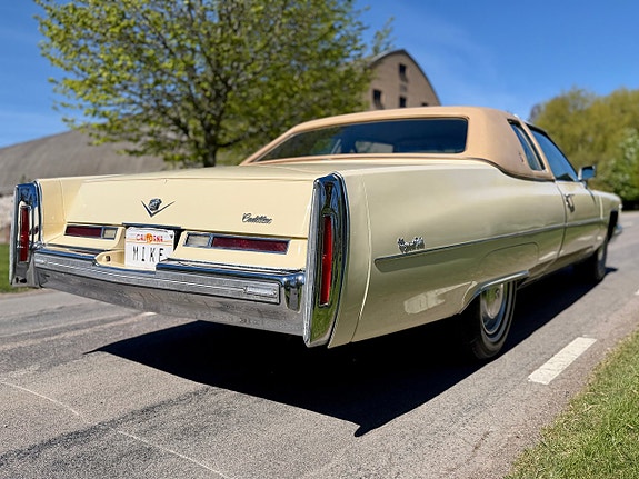 Cadillac Coupé DeVille 5 of 25