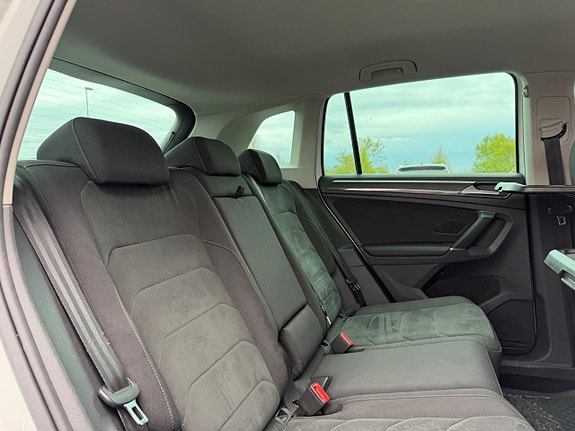 Volkswagen Tiguan 19 of 23