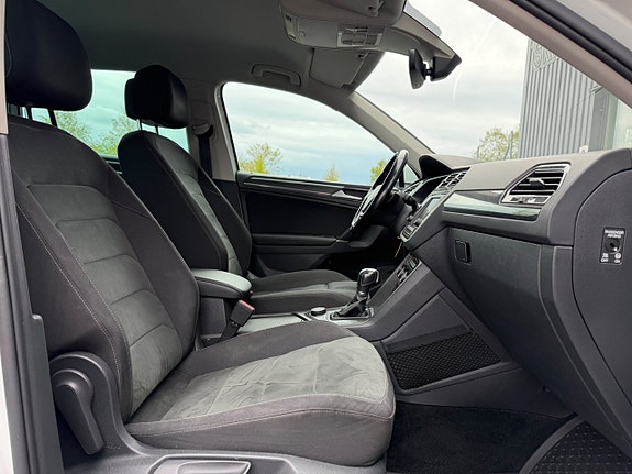 Volkswagen Tiguan 17 of 23