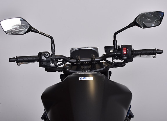 Honda CB750 Hornet E-Clutch FINNS FÖR OMGÅENDE LEVERANS 11 of 17