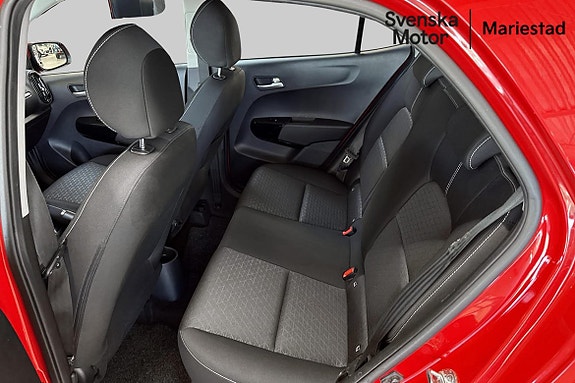 Kia Picanto 9 of 15