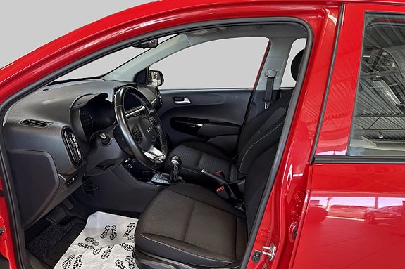 Kia Picanto 8 of 15