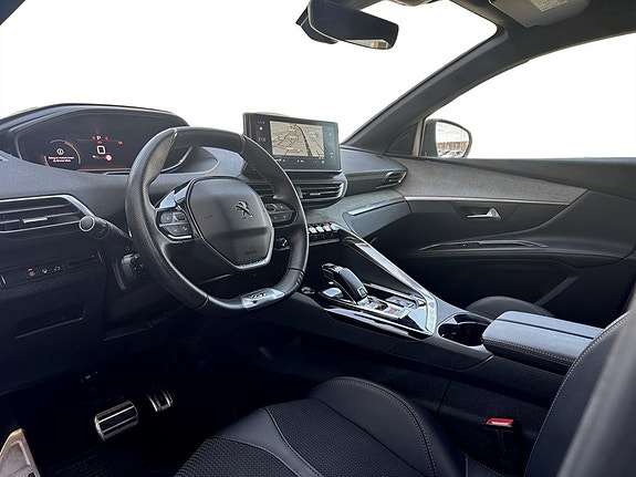 Peugeot 5008 6 of 17