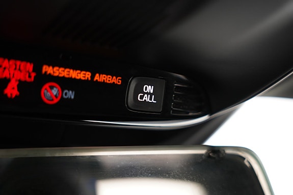 Volvo V40 Cross Country 20 of 23