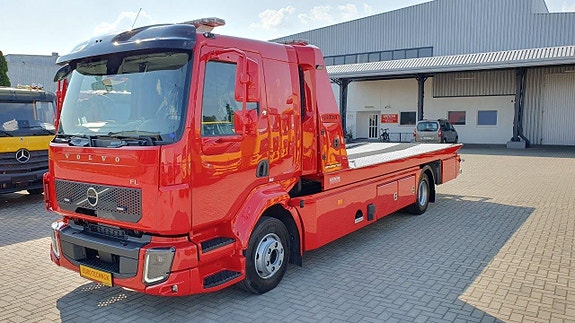 NYA VOLVO FL 12 ton bärgningsbil 2 of 12