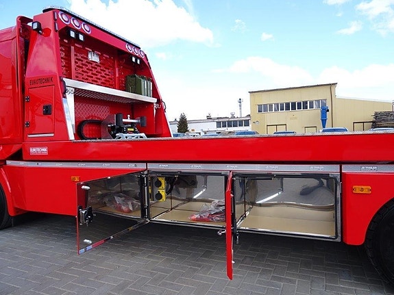 NYA VOLVO FL 12 ton bärgningsbil 7 of 12