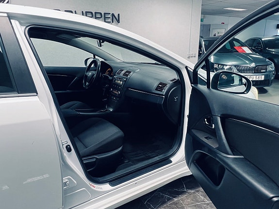 Toyota Avensis 6 of 20