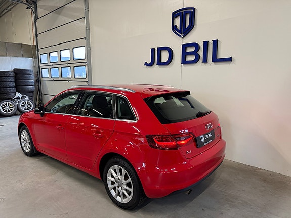 Audi A3 3 of 5