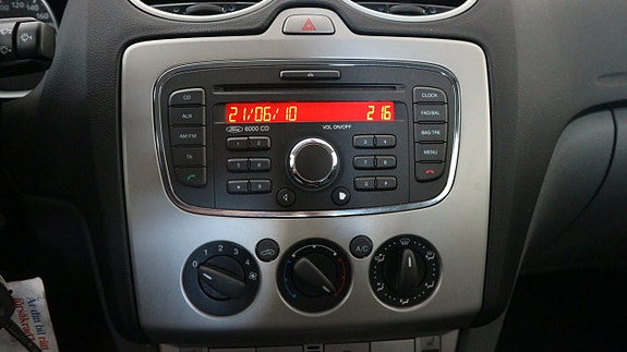 Ford Focus 14 of 18