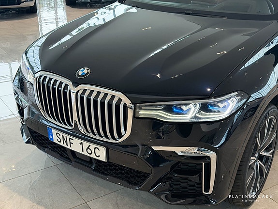 BMW X7 23 of 24