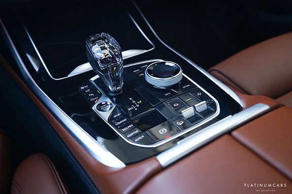 BMW X7 13 of 24