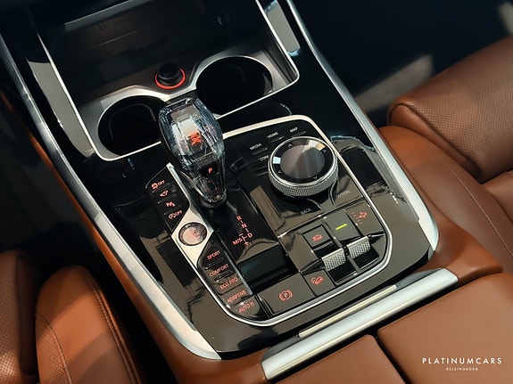 BMW X7 18 of 24