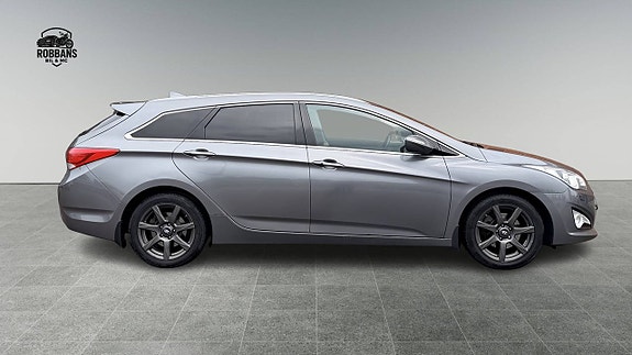 Hyundai i40 4 of 5