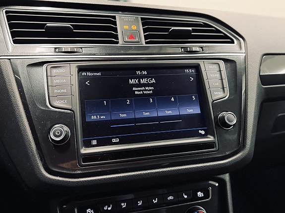 Volkswagen Tiguan 21 of 29