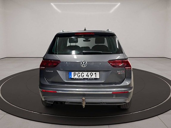 Volkswagen Tiguan 29 of 29