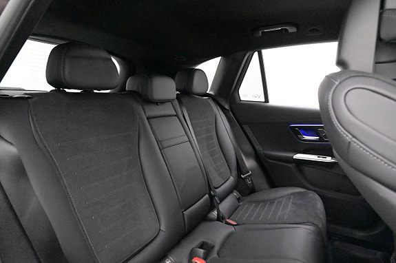 Mercedes-Benz GLC300 de 20 of 27