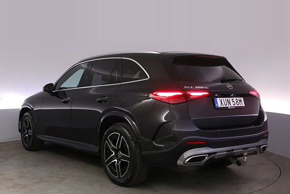 Mercedes-Benz GLC300 de 4 of 5