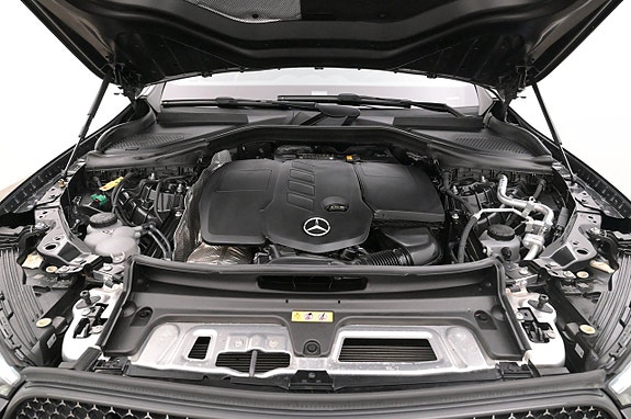 Mercedes-Benz GLC300 de 26 of 27