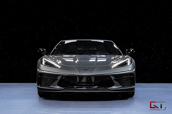 Chevrolet Corvette 4 of 5