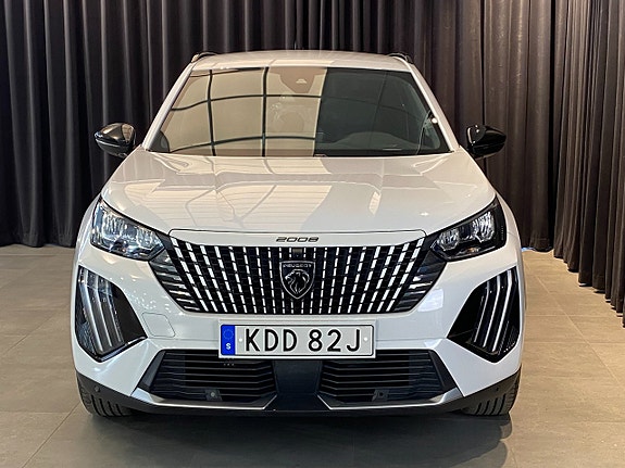 Peugeot 2008 4 of 5