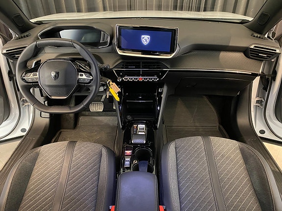 Peugeot 2008 6 of 30
