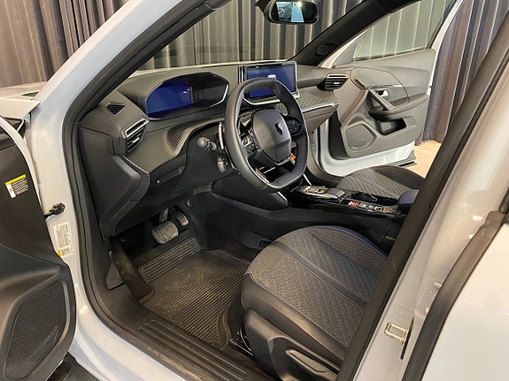 Peugeot 2008 23 of 30