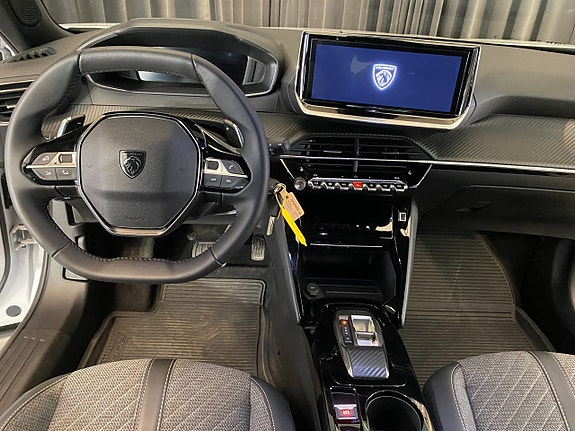 Peugeot 2008 9 of 30