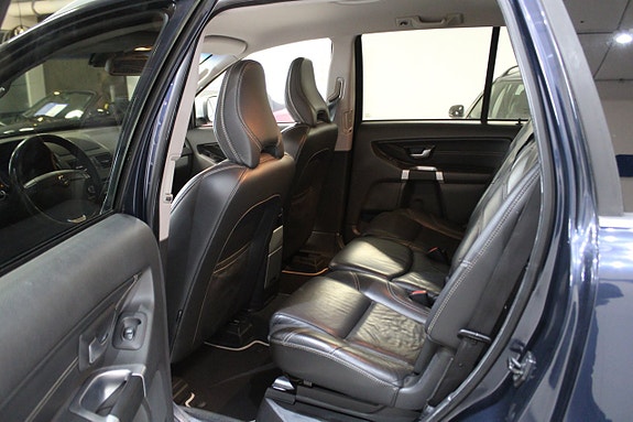 Volvo XC90 6 of 11