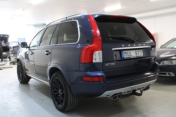 Volvo XC90 3 of 5