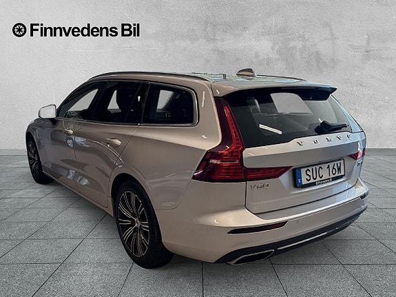 Volvo V60 3 of 5