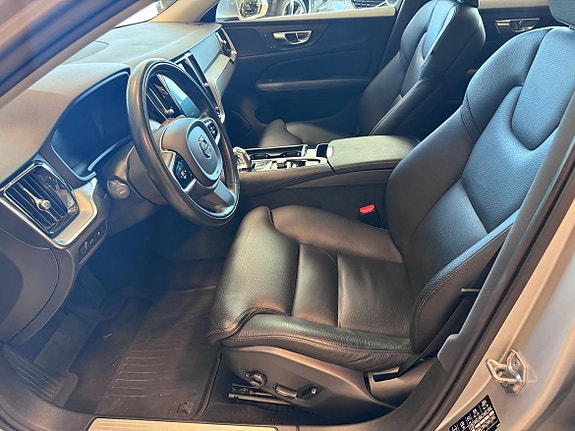 Volvo V60 5 of 5