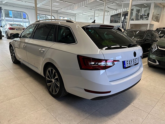 Skoda Superb 5 of 5