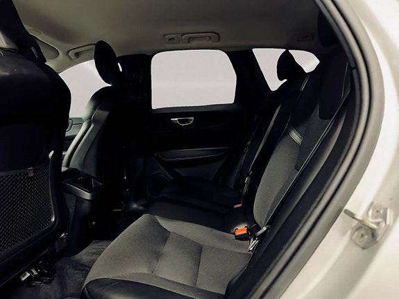 Volvo XC60 15 of 26