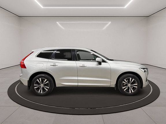 Volvo XC60 8 of 26