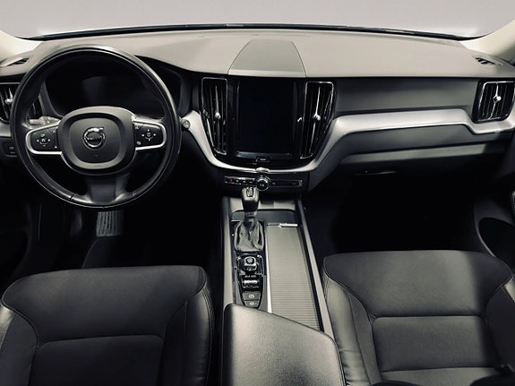 Volvo XC60 16 of 26