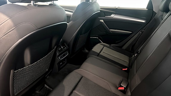 Audi Q5 12 of 17