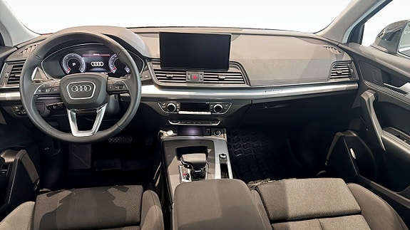 Audi Q5 10 of 17