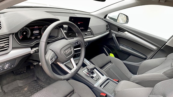 Audi Q5 8 of 13