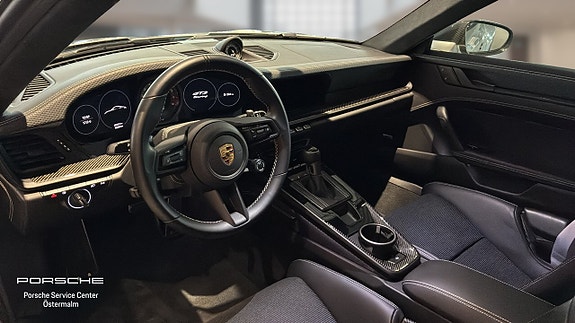 Porsche 911 3 of 5